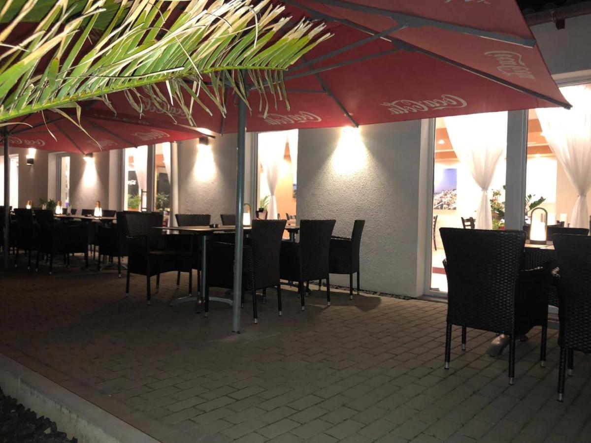 Hotel Restaurant Nikopolis Buchholz  Εξωτερικό φωτογραφία
